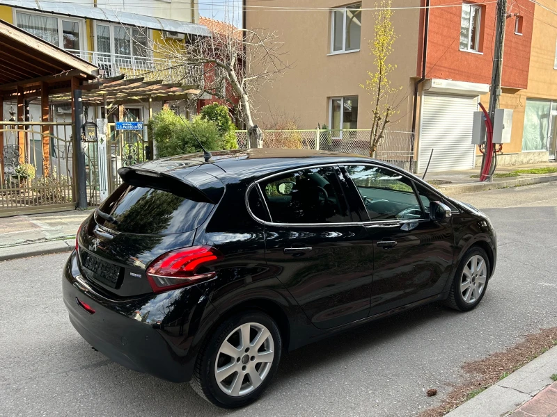 Peugeot 208 1, 6GT LINE BLUE HDI, снимка 4 - Автомобили и джипове - 49504434