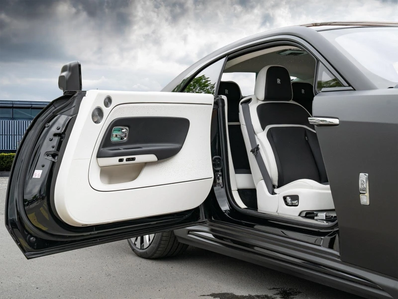 Rolls-Royce Spectre BESPOKE SHOOTING STAR HEAD UP, снимка 7 - Автомобили и джипове - 51646824