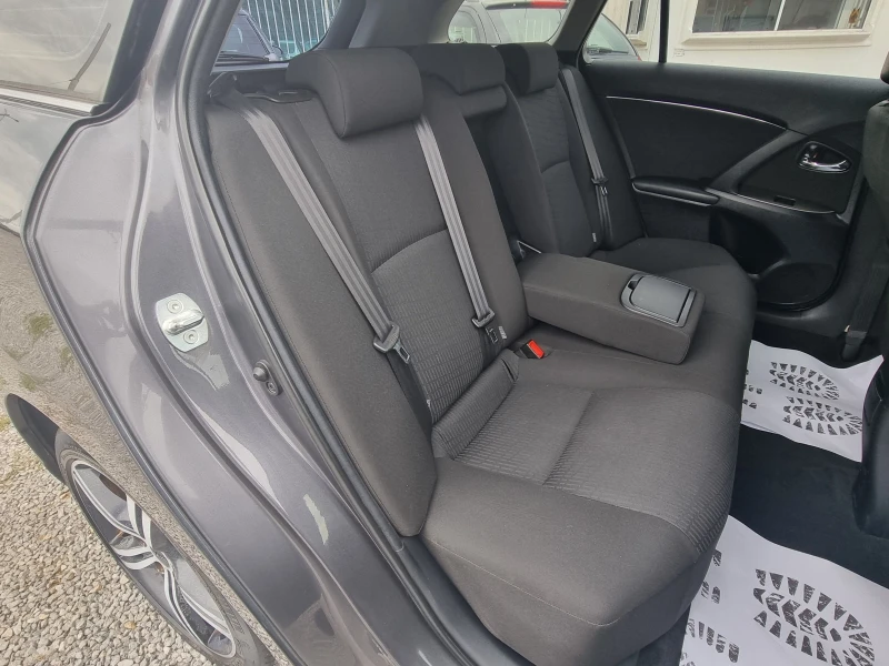 Toyota Avensis 2.2, D-CAT, EURO5, AВТОМАТИК, снимка 15 - Автомобили и джипове - 52051415