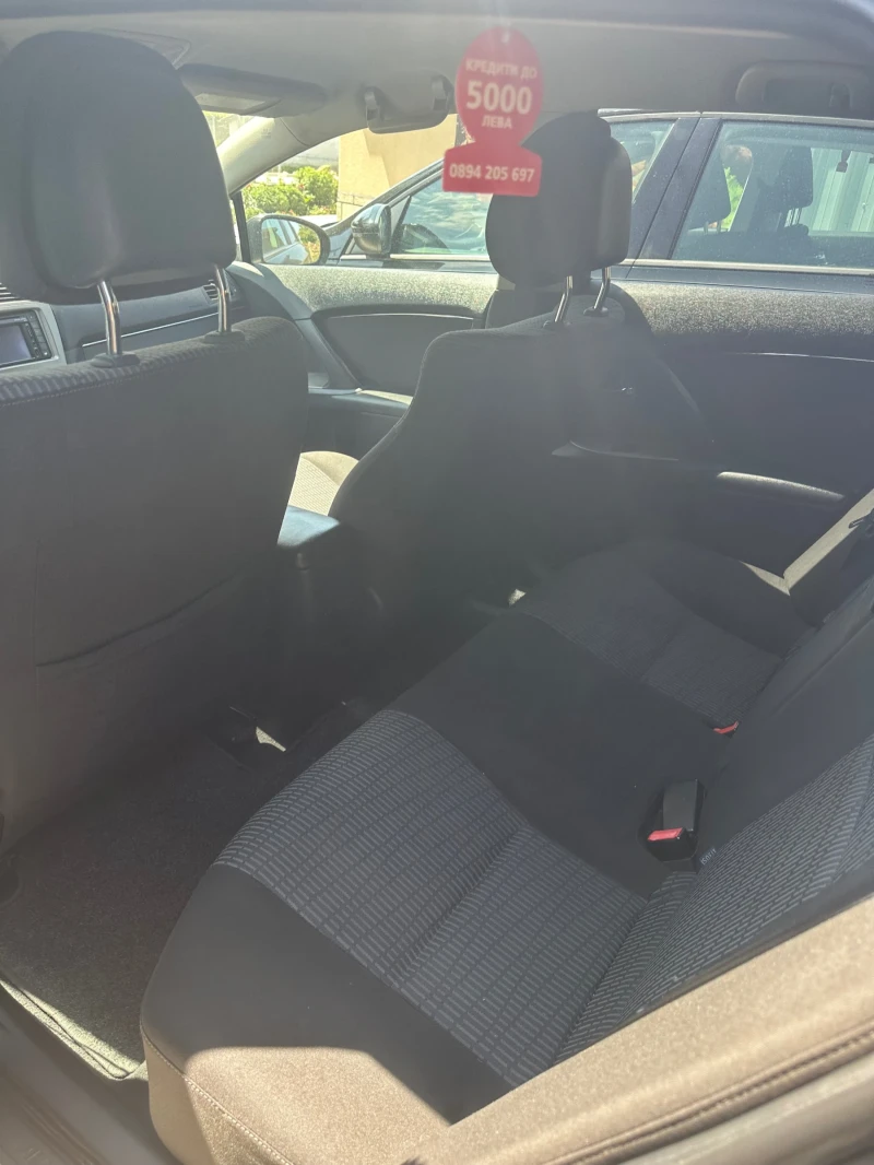 Toyota Avensis, снимка 7 - Автомобили и джипове - 52631180