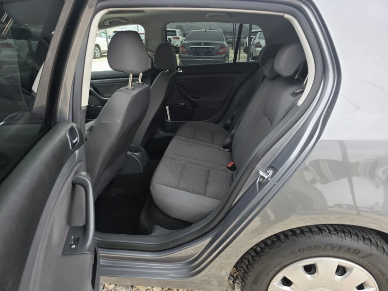 VW Golf 1.9TDi/105КС., снимка 11 - Автомобили и джипове - 53125877