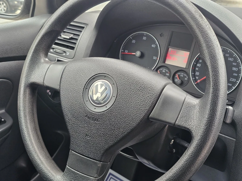 VW Golf 1.9TDi/105КС., снимка 16 - Автомобили и джипове - 53125877