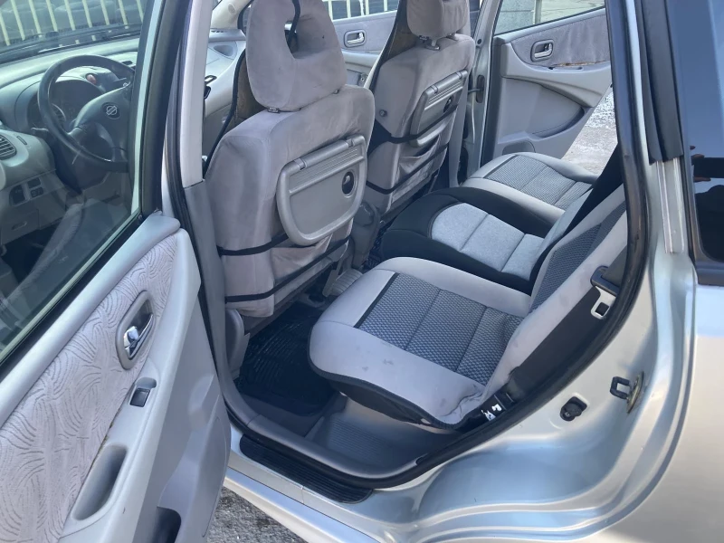 Nissan Almera tino 2.2d 112кс, снимка 5 - Автомобили и джипове - 53139933