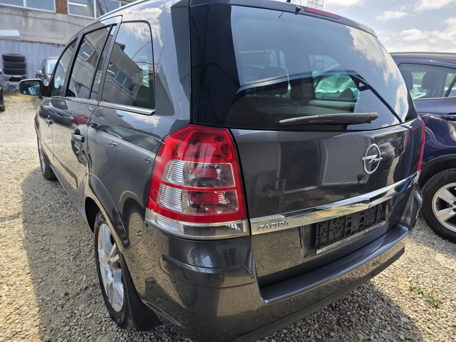 Opel Zafira 1.8 FACELIFT, 6+ 1 - изображение 4