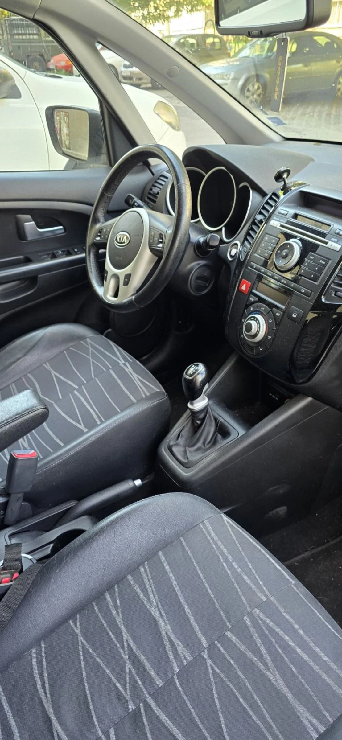 Kia Venga 1.6 Бензин - изображение 5