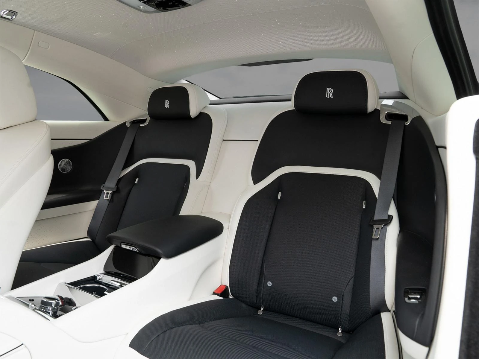 Rolls-Royce Spectre BESPOKE SHOOTING STAR HEAD UP | Mobile.bg   15