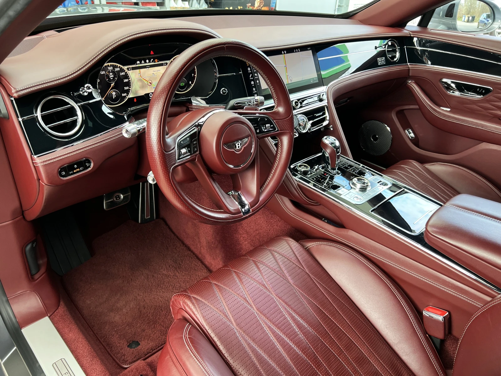 Bentley Flying Spur SPEED W12/FIRST EDITION/NAIM/PANO/HEAD UP/360/, снимка 10 - Автомобили и джипове - 53986581