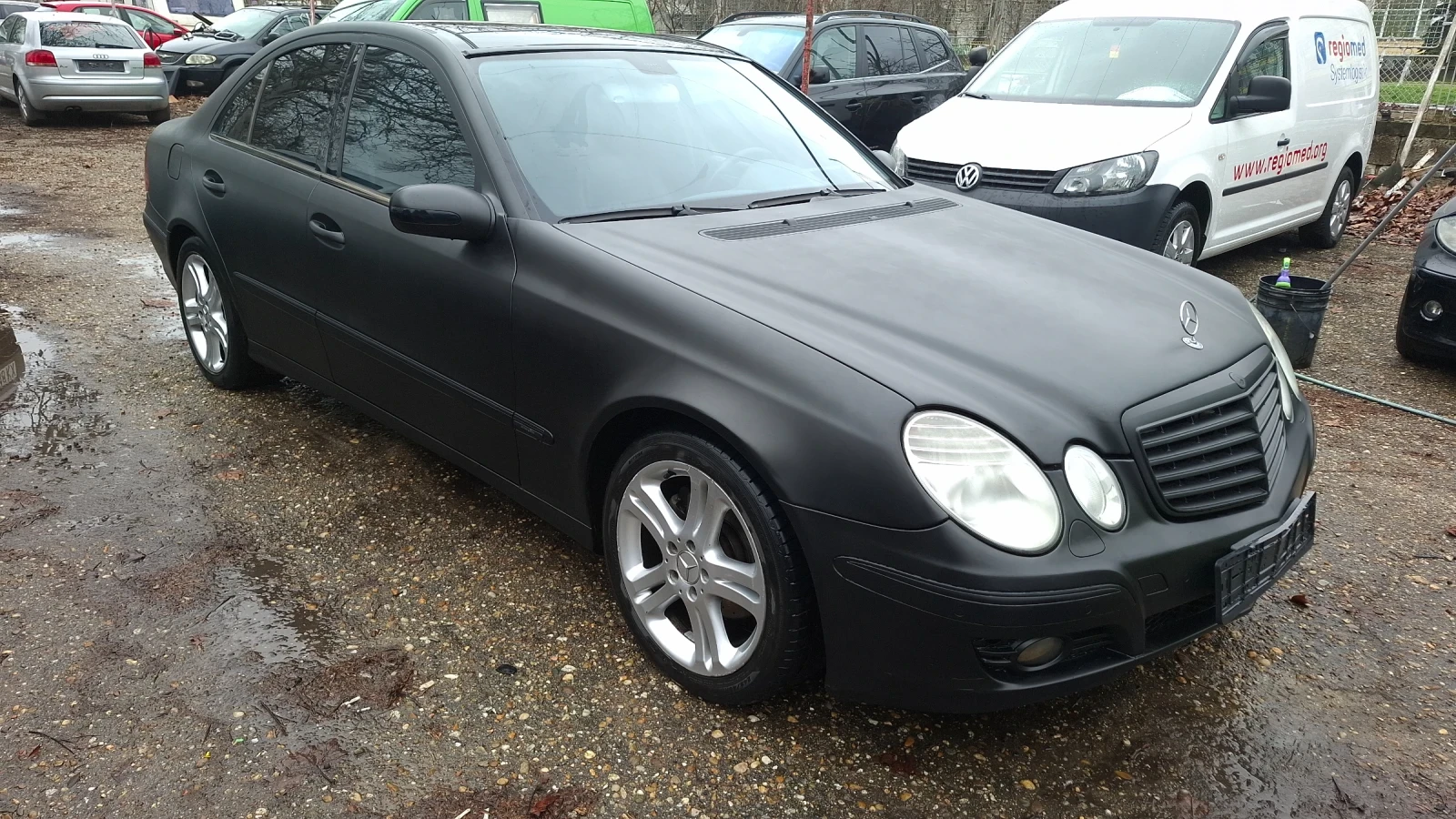 Mercedes-Benz E 320 204кс/Автоматик /Нави/Авангард, снимка 8 - Автомобили и джипове - 54027374