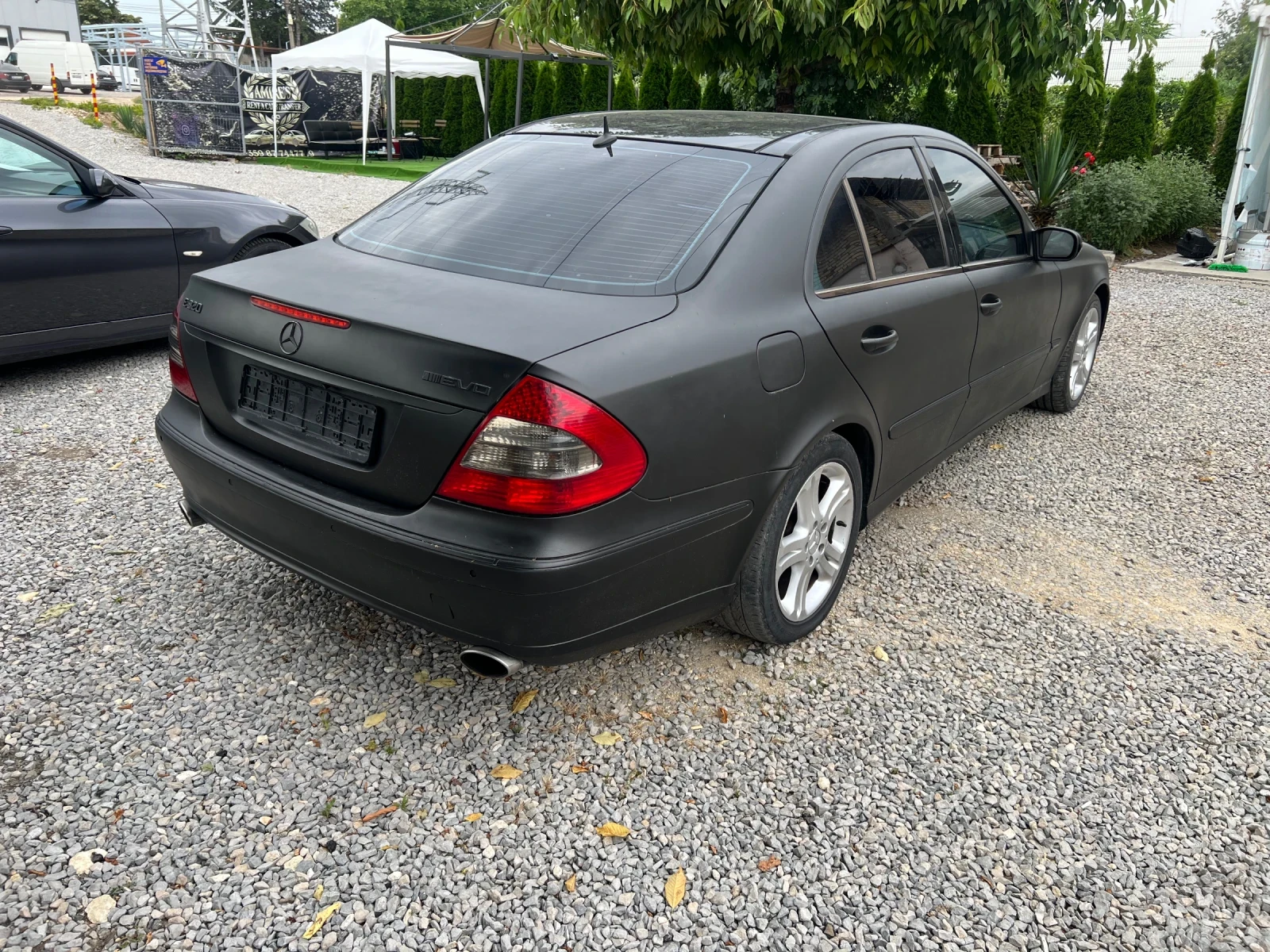 Mercedes-Benz E 320 204кс/Автоматик /Нави/Авангард, снимка 5 - Автомобили и джипове - 54027374