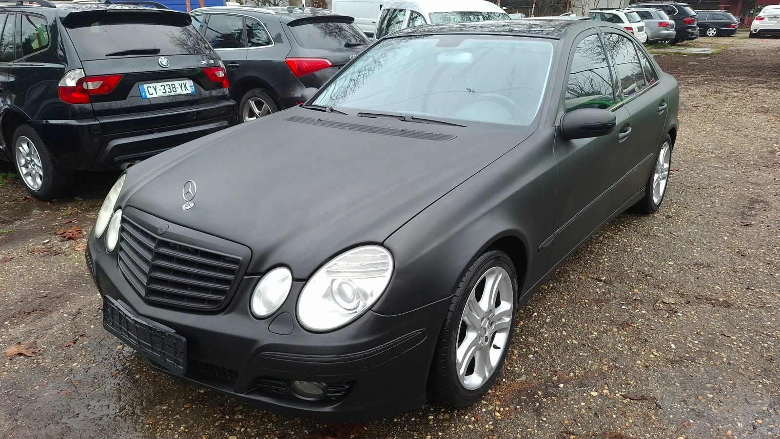 Mercedes-Benz E 320 204кс/Автоматик /Нави/Авангард, снимка 2 - Автомобили и джипове - 54027374