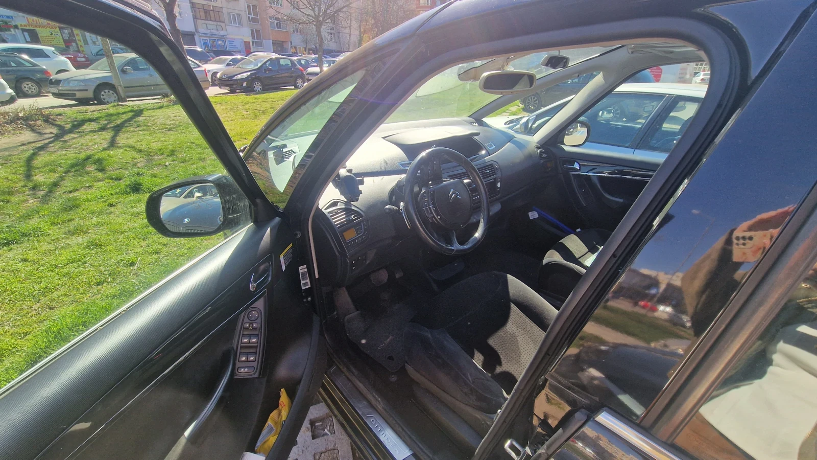 Citroen Grand C4 Picasso, снимка 14 - Автомобили и джипове - 54139978