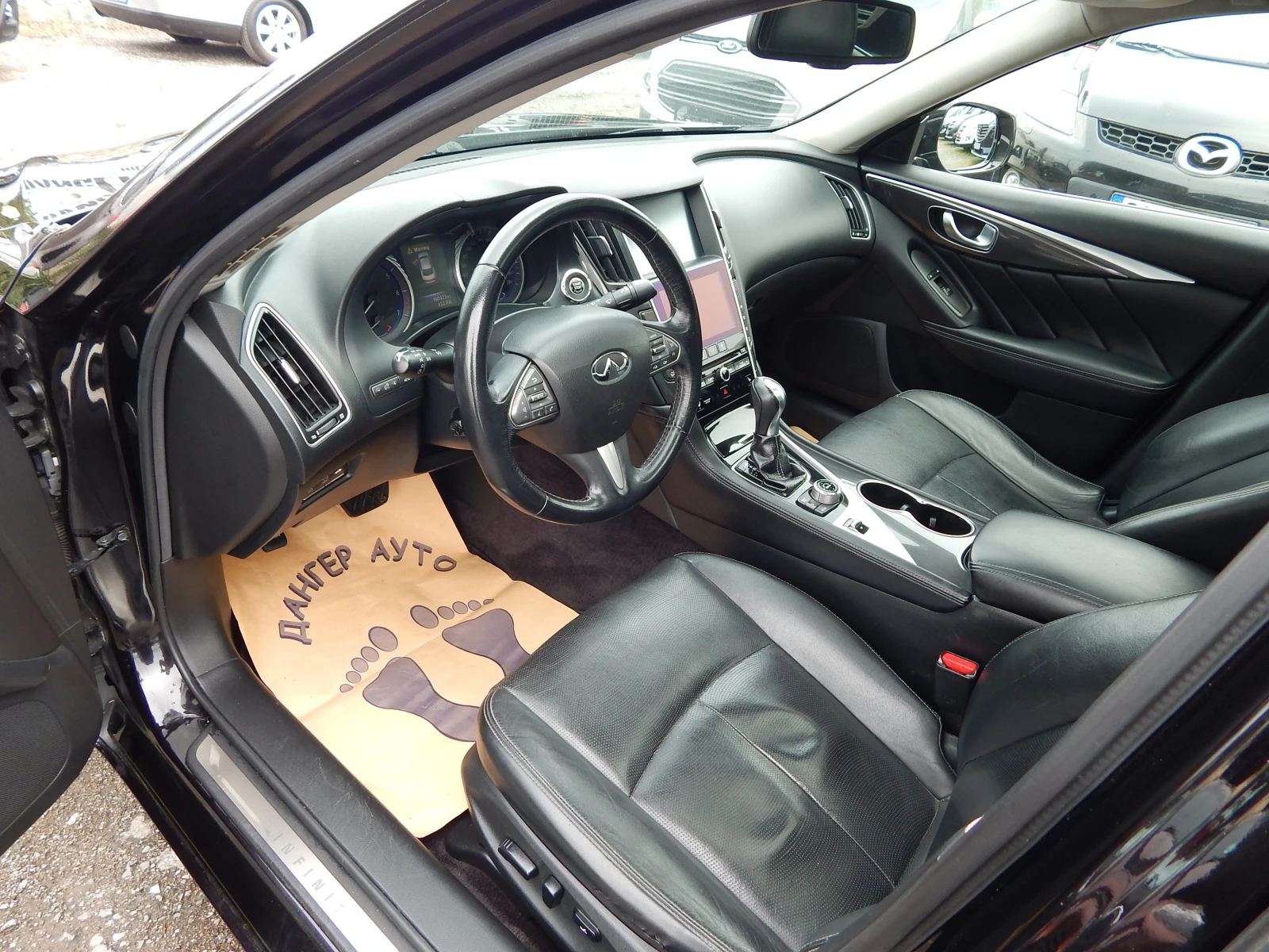Infiniti Q50 2.2D, снимка 8 - Автомобили и джипове - 54580300