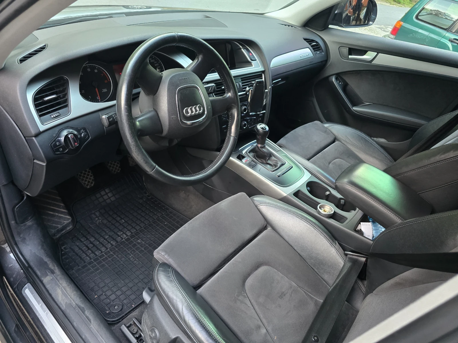 Audi A4, снимка 4 - Автомобили и джипове - 54671542