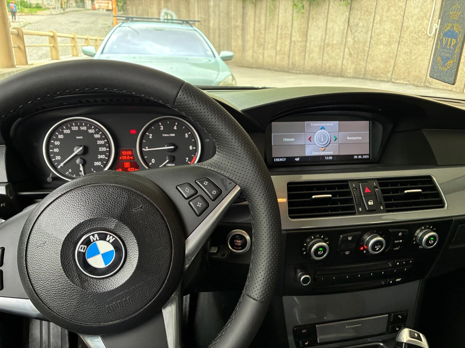 BMW 523 Е61, снимка 9 - Автомобили и джипове - 54880067