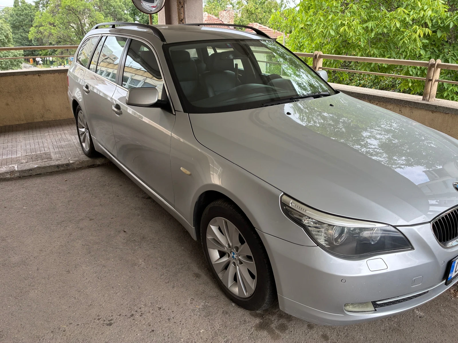 BMW 523 Е61
