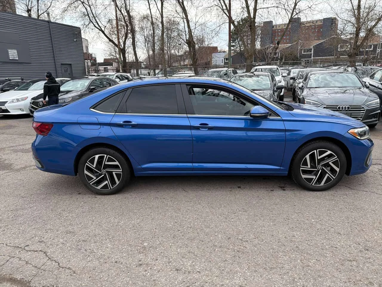 VW Jetta * Highline * CARFAX * БЕЗ ПЪРВОНАЧАЛНА ВНОСКА, снимка 3 - Автомобили и джипове - 54919993