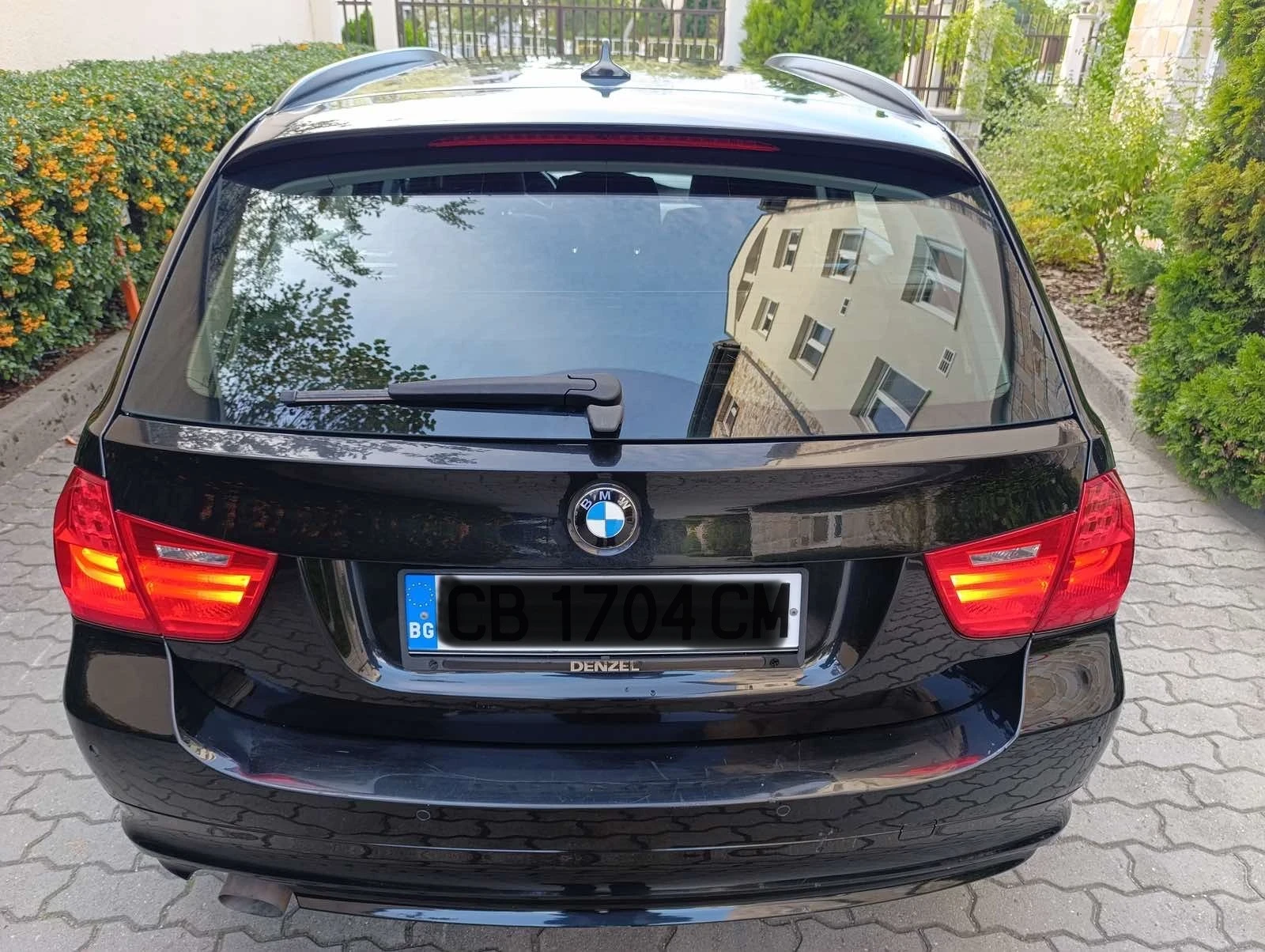 BMW 318 d Touring, снимка 5 - Автомобили и джипове - 54983499