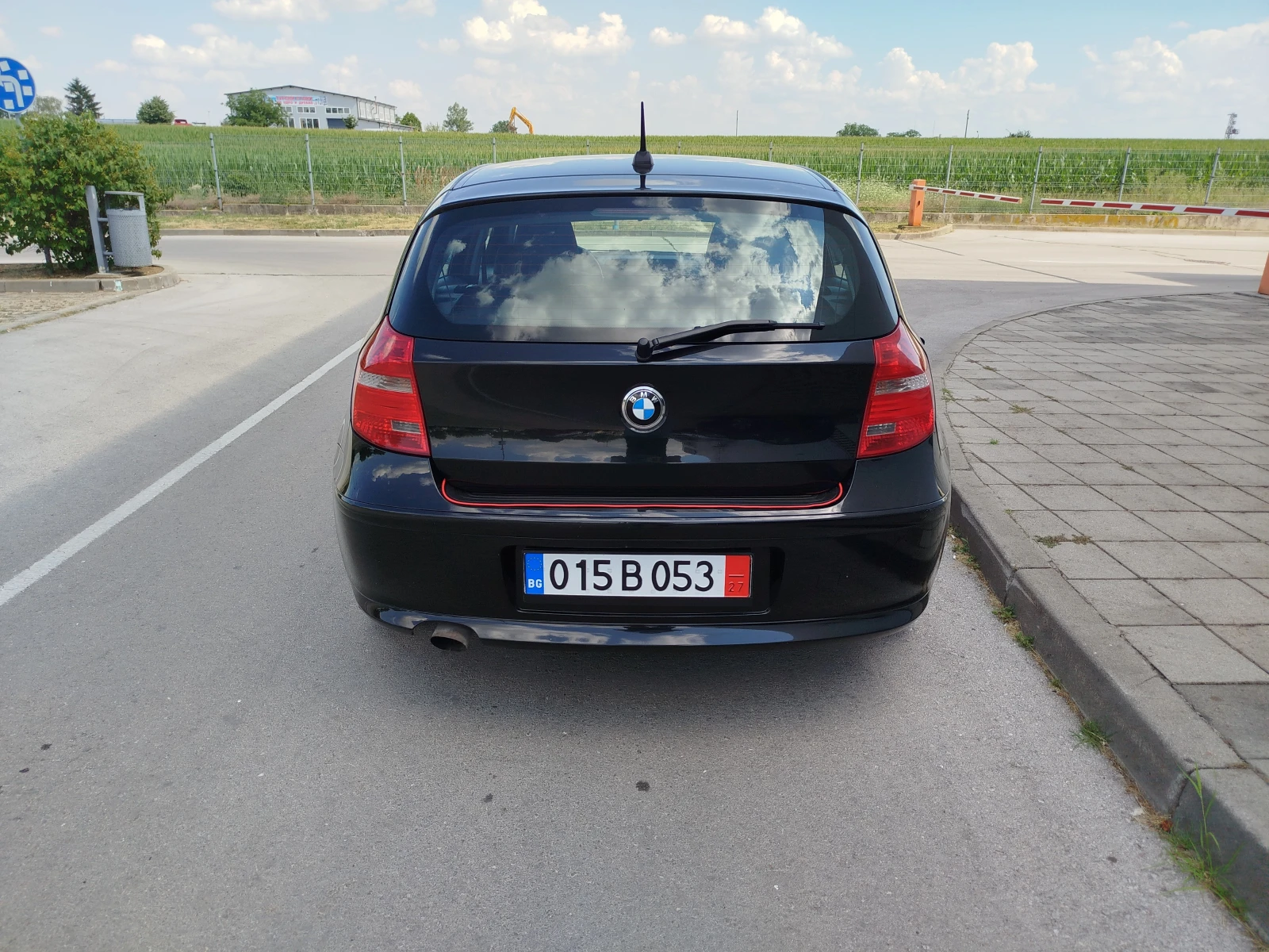 BMW 118 2.0d-143кс.AVTOMAT, снимка 5 - Автомобили и джипове - 55051041