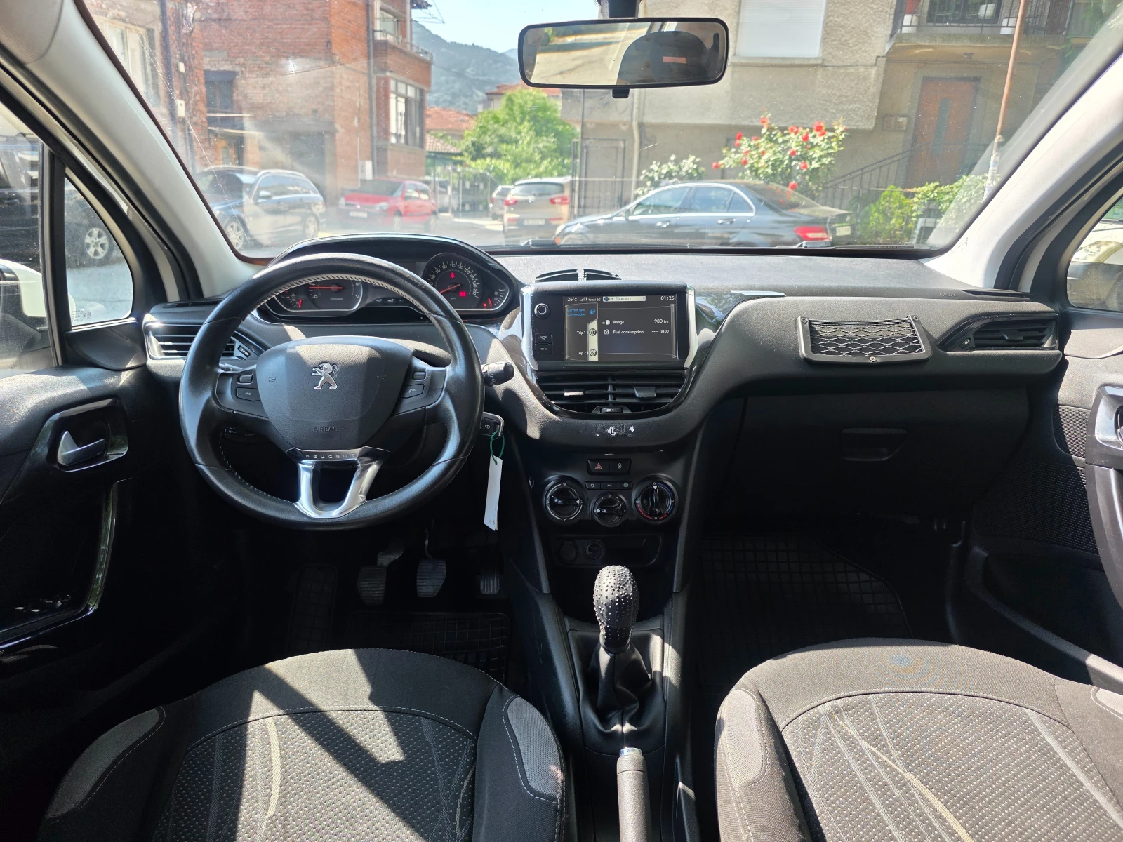 Peugeot 208 1.4i ��� ����� | Mobile.bg � ����������� 8