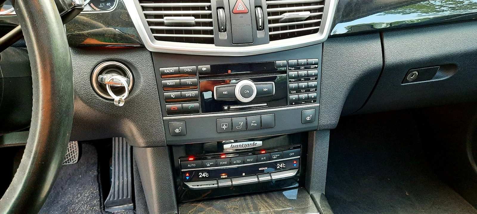 Mercedes-Benz E 350, снимка 10 - Автомобили и джипове - 55386189