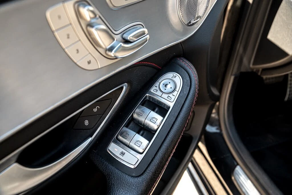 Mercedes-Benz C 43 AMG 4MATIC* BURMESTER* PANO* 360* ПОДГРЕВ* , снимка 8 - Автомобили и джипове - 55446545
