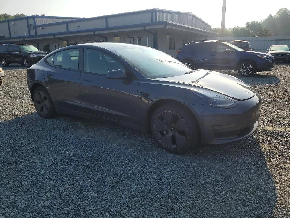 Tesla Model 3 | Mobile.bg � ����������� 4