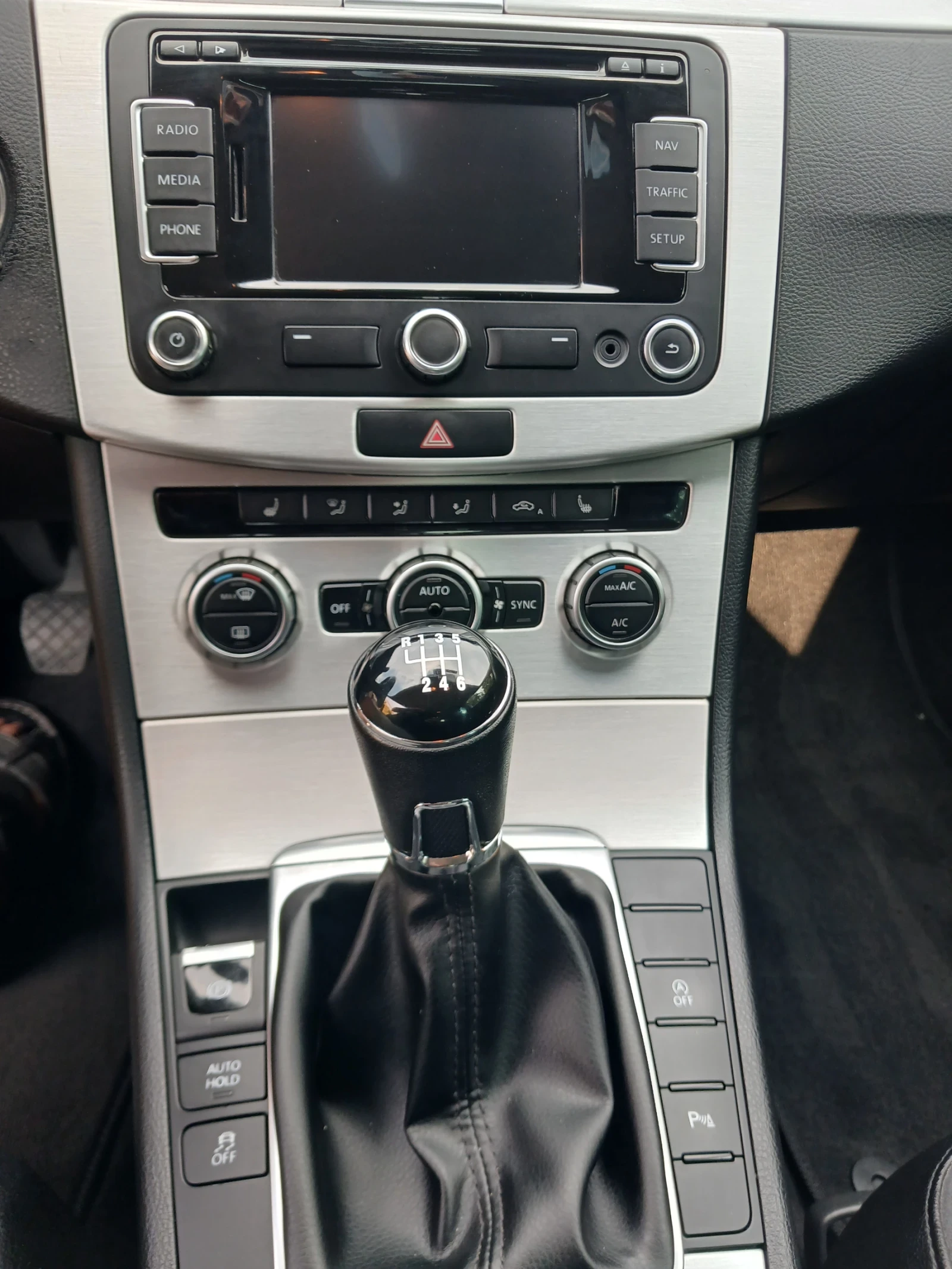 VW Passat 2.0  170 �.� | Mobile.bg � ����������� 15