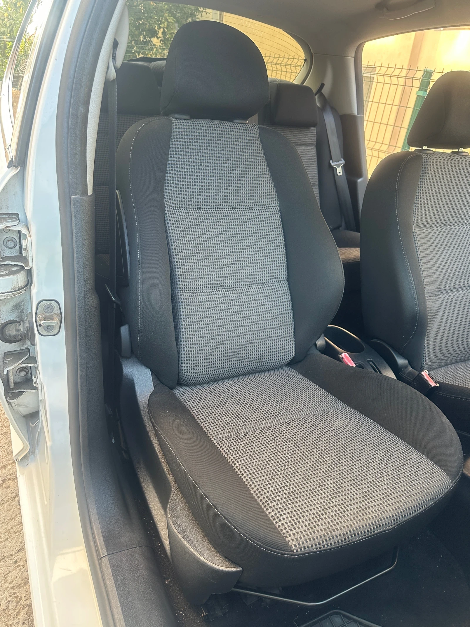 Peugeot 207 Панорама* Face, снимка 13 - Автомобили и джипове - 55841328