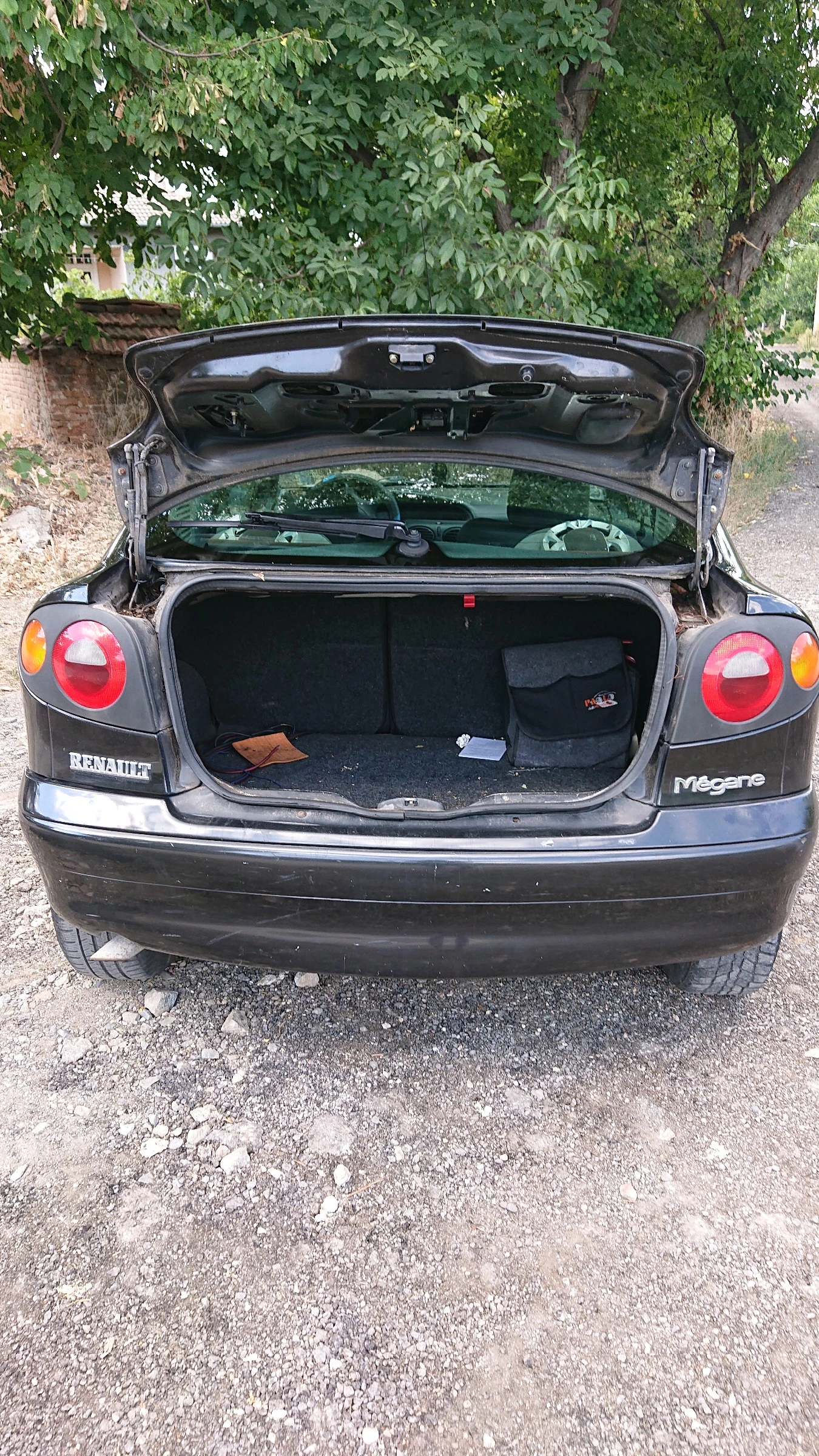 Renault Megane Coach-Monte Karlo, снимка 8 - Автомобили и джипове - 55890163