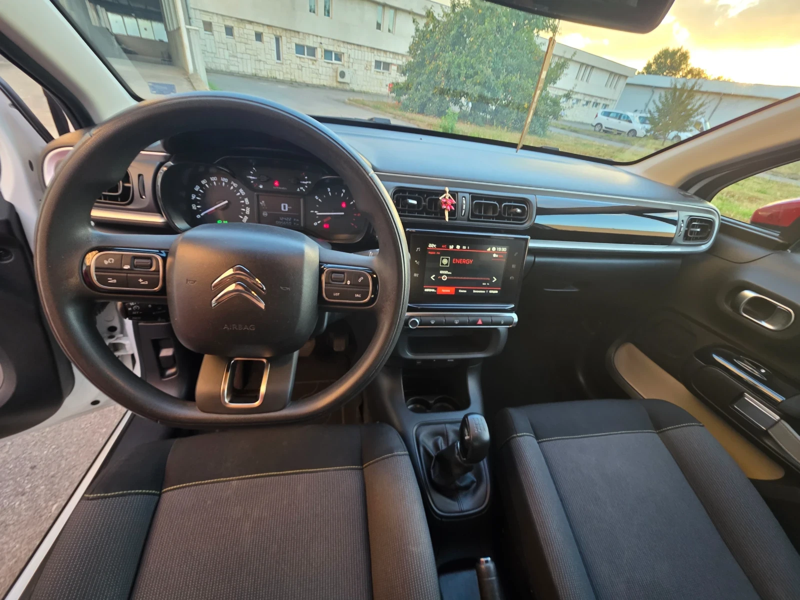 Citroen C3 Feel PureTech, снимка 7 - Автомобили и джипове - 55943784