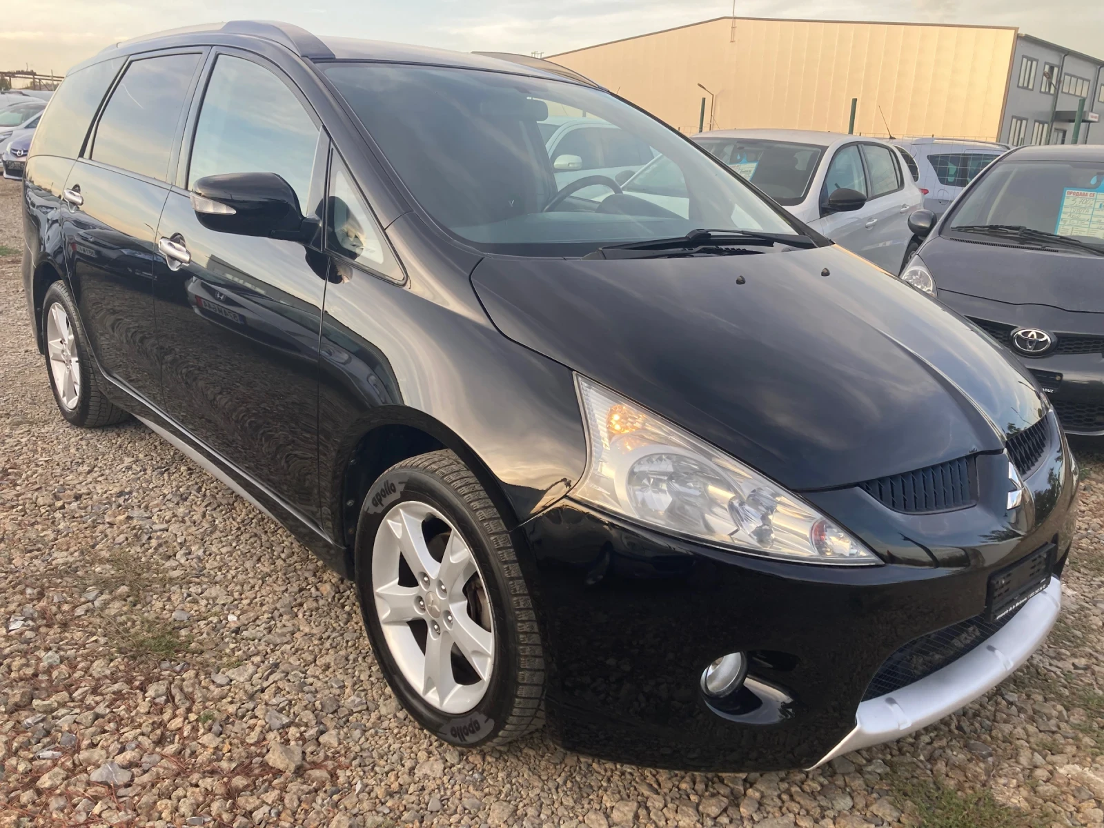 Mitsubishi Grandis 2.4Automat | Mobile.bg � ����������� 2
