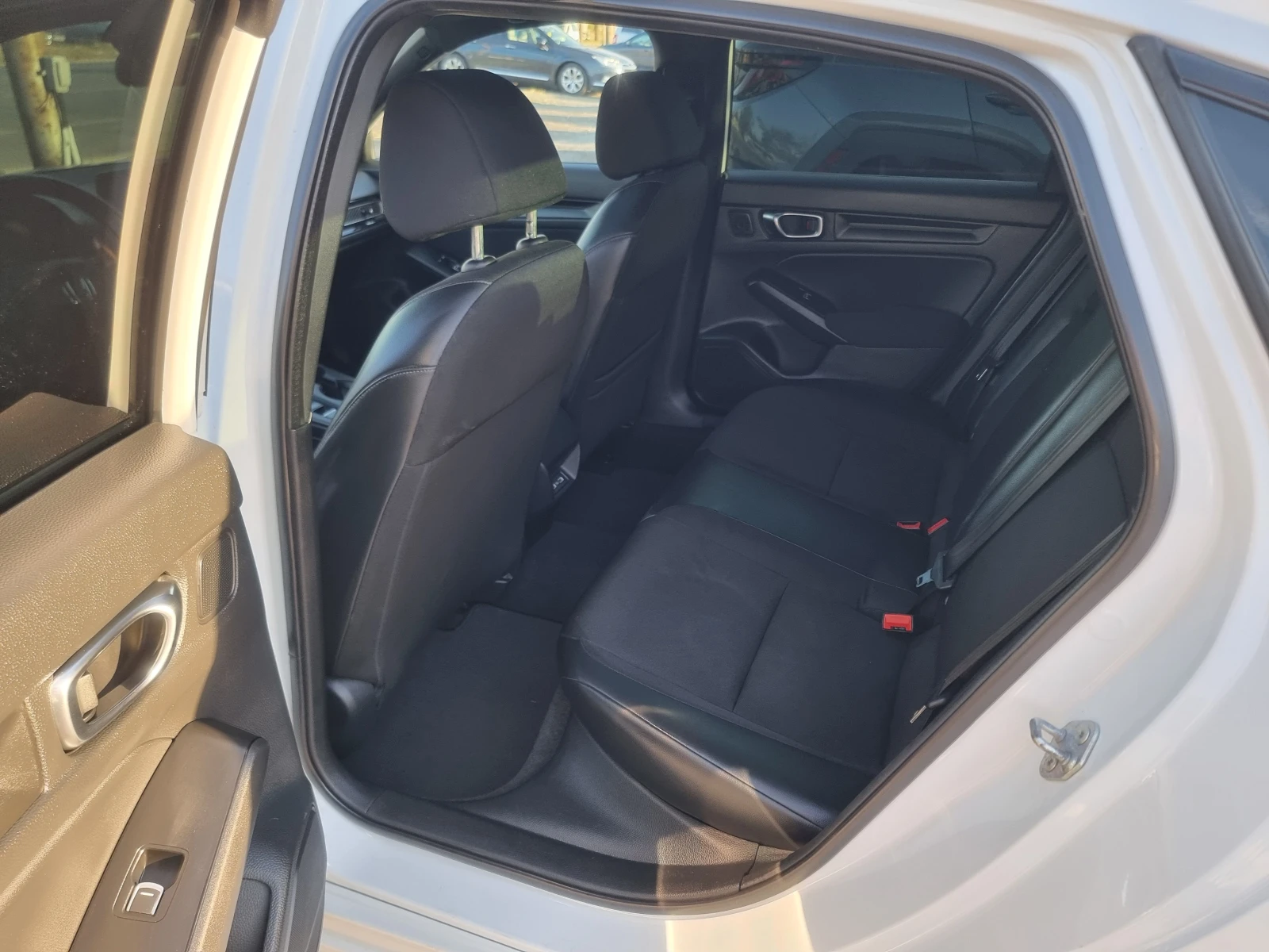 Honda Civic 2.0i-Navi-Kamera-Automat-Euro6-120.000km | Mobile.bg � ����������� 14
