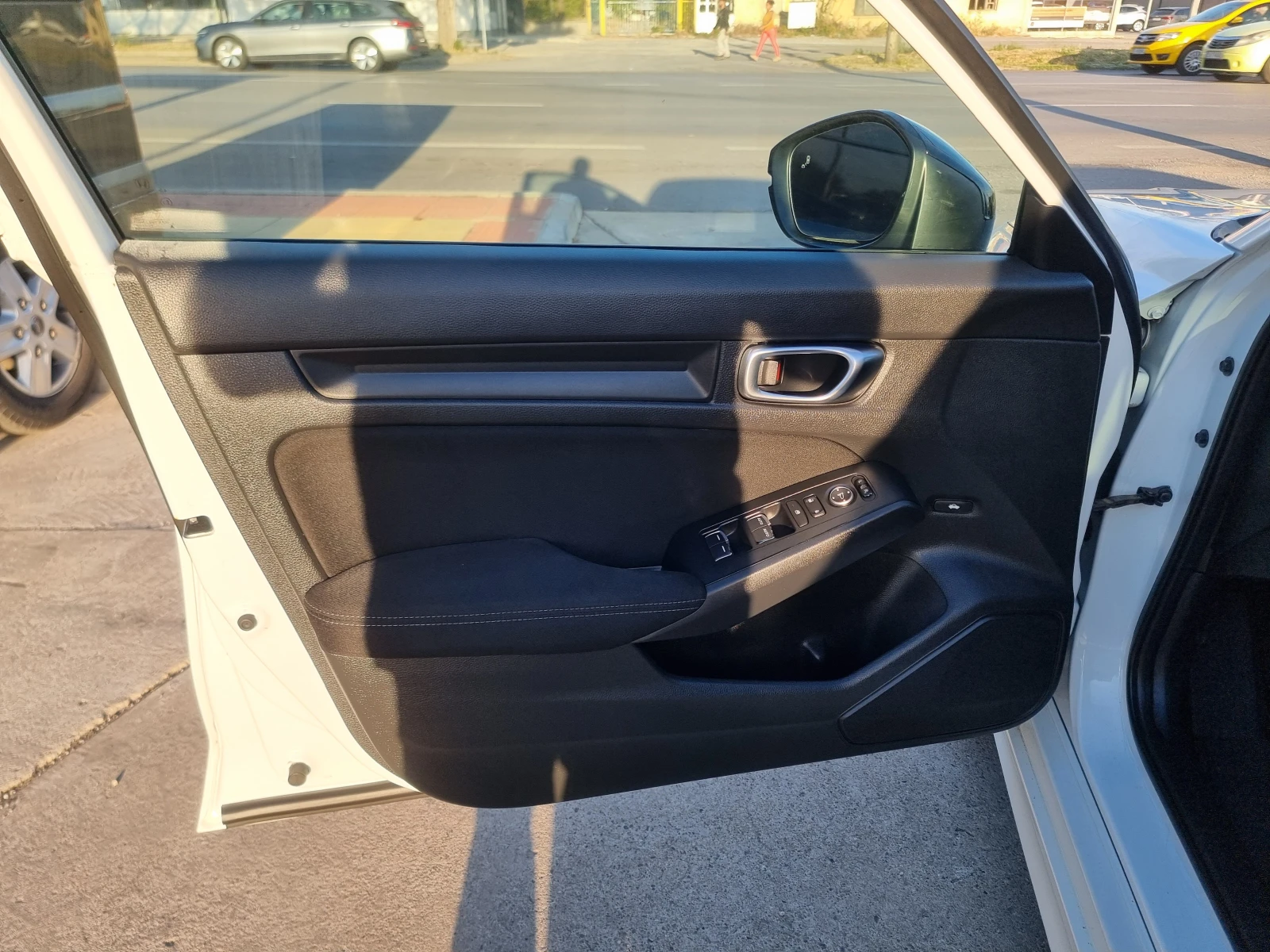 Honda Civic 2.0i-Navi-Kamera-Automat-Euro6-120.000km | Mobile.bg � ����������� 10