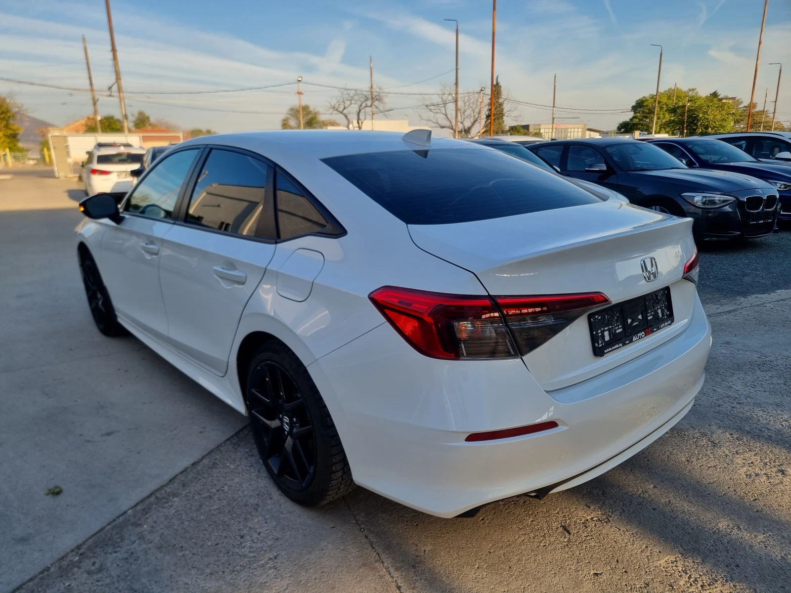 Honda Civic 2.0i-Navi-Kamera-Automat-Euro6-120.000km | Mobile.bg � ����������� 17