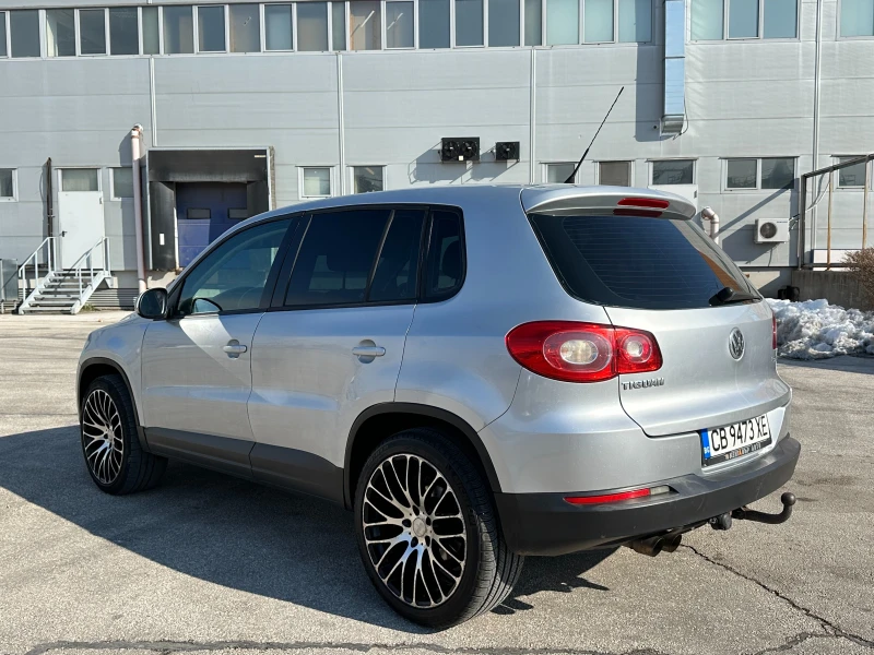 VW Tiguan 2.0d 140 к.с., снимка 3 - Автомобили и джипове - 49267271