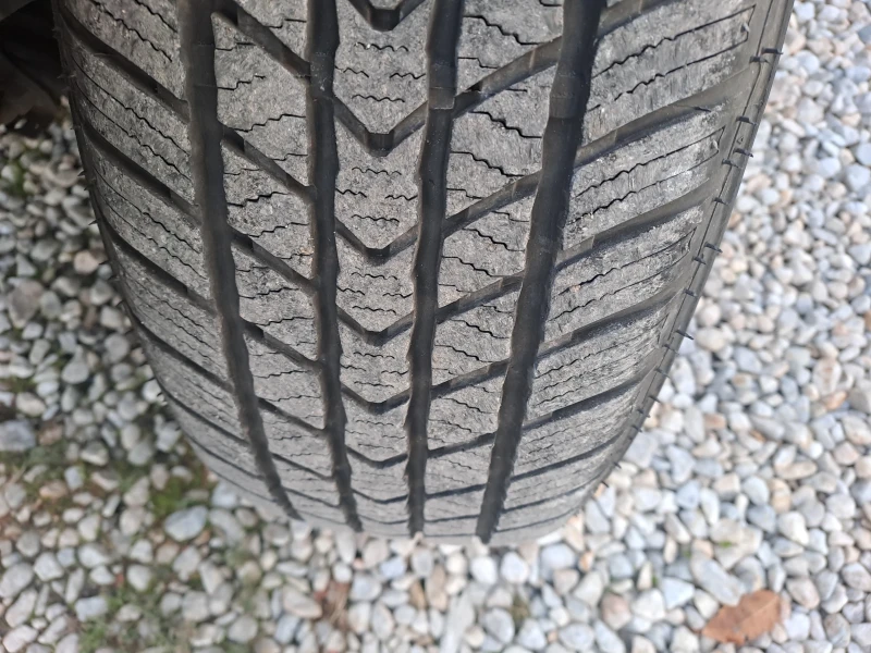 Dacia Duster 1, 5dci.4/4, klima, снимка 16 - Автомобили и джипове - 52170713