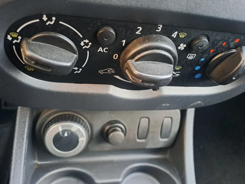 Dacia Duster 1, 5dci.4/4, klima, снимка 14 - Автомобили и джипове - 52170713