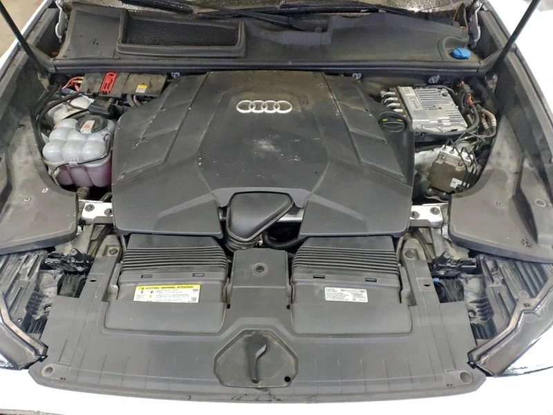 Audi Q8 PRESTIGE 3.0L 55TFSI DISTRONIC/DIGITAL/ОБДУХВАНЕ, снимка 12 - Автомобили и джипове - 53088266