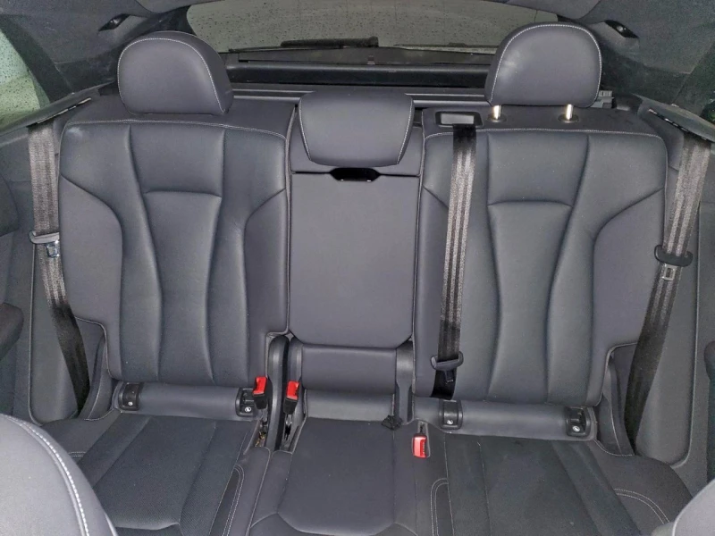 Audi Q8 PRESTIGE 3.0L 55TFSI DISTRONIC/DIGITAL/ОБДУХВАНЕ, снимка 11 - Автомобили и джипове - 53088266