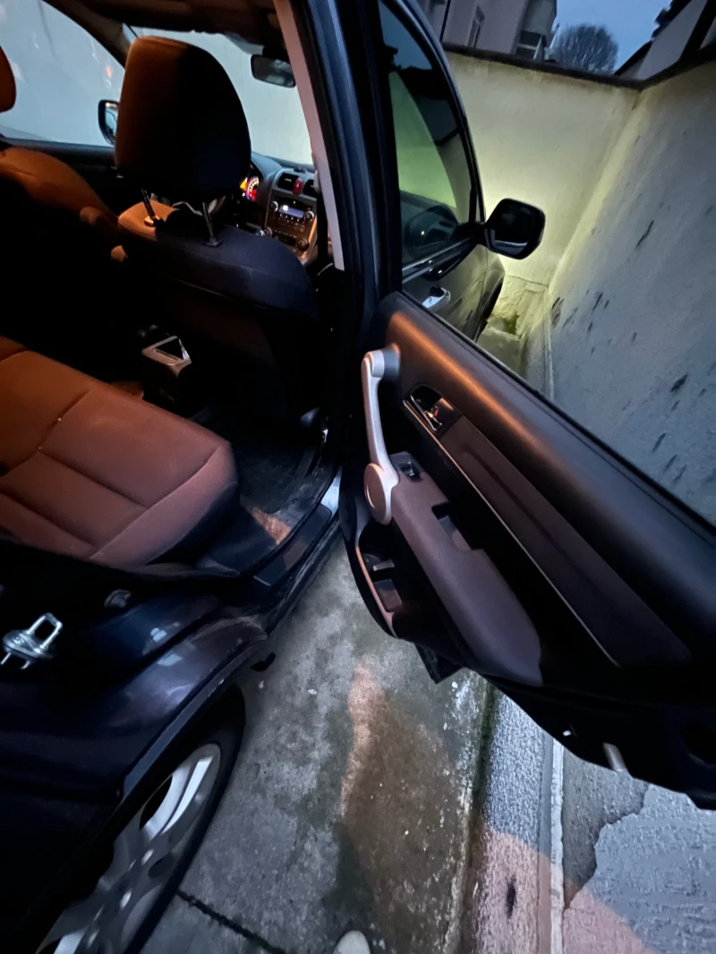 Honda Cr-v 2.2, снимка 11 - Автомобили и джипове - 53260800