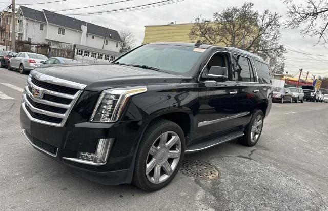 Cadillac Escalade, снимка 2 - Автомобили и джипове - 48757538