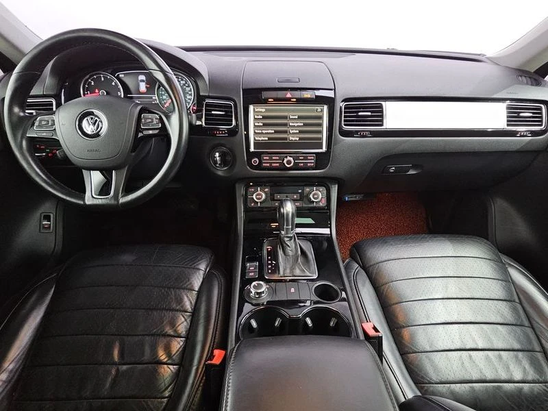 VW Touareg V6 3.0 TDI Bluemotion| 245к.с.| ВКЛ.ТЕХНОТЕСТ, снимка 7 - Автомобили и джипове - 55395290