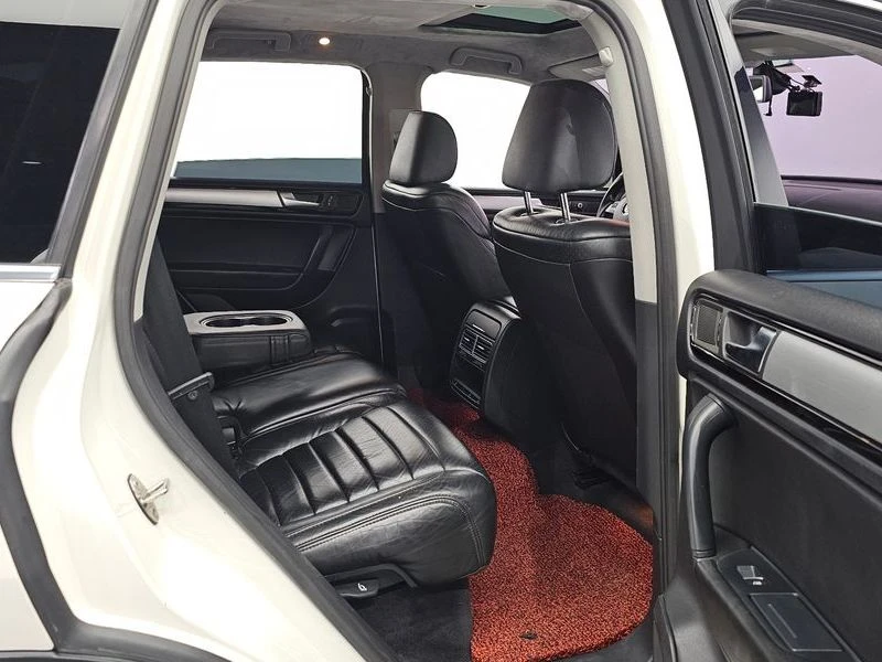 VW Touareg V6 3.0 TDI Bluemotion| 245к.с.| ВКЛ.ТЕХНОТЕСТ, снимка 12 - Автомобили и джипове - 55395290