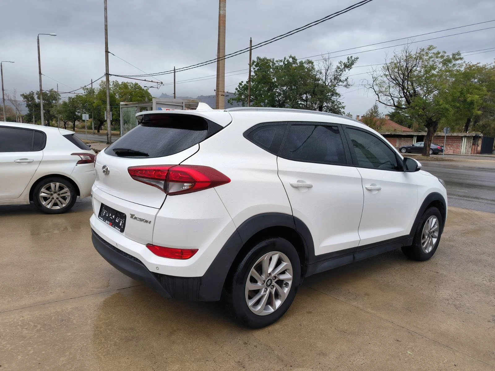 Hyundai Tucson 1.7d-6sk-Euro-6B - изображение 5