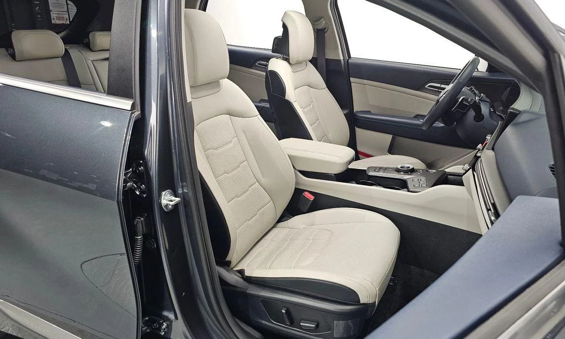 Kia Sportage Gasoline 1.6 Turbo 2WD Signature - изображение 10