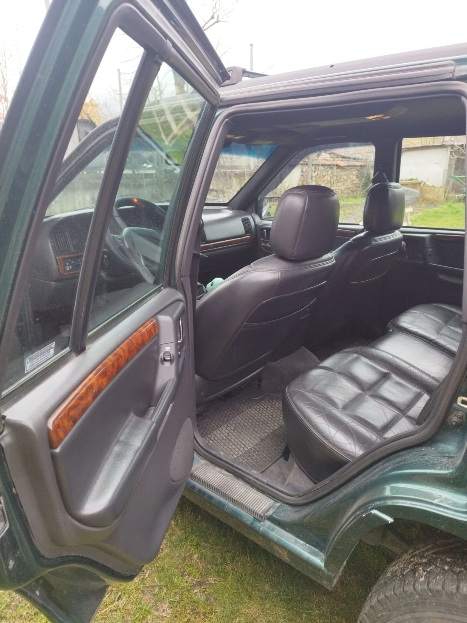 Jeep Grand cherokee 2.5 td, снимка 8 - Автомобили и джипове - 54077621