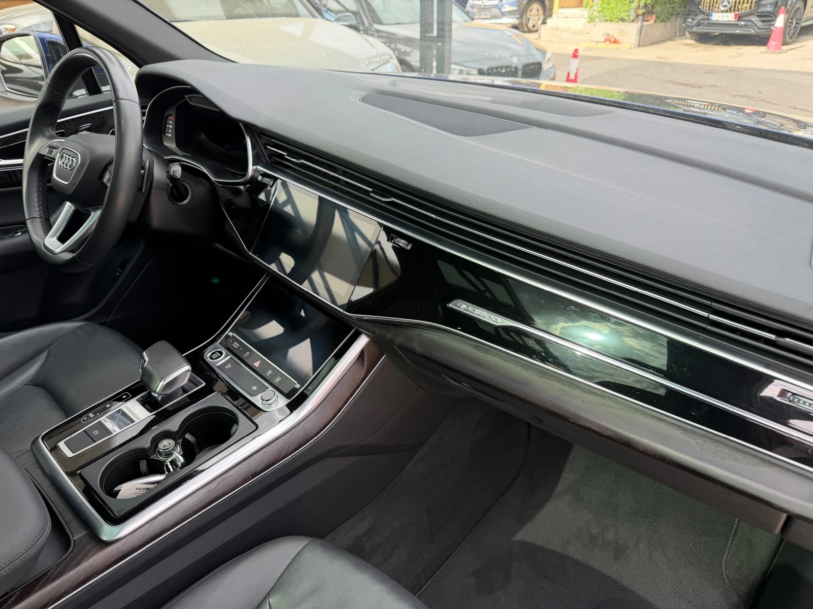 Audi Q7 S-line , снимка 14 - Автомобили и джипове - 54511114
