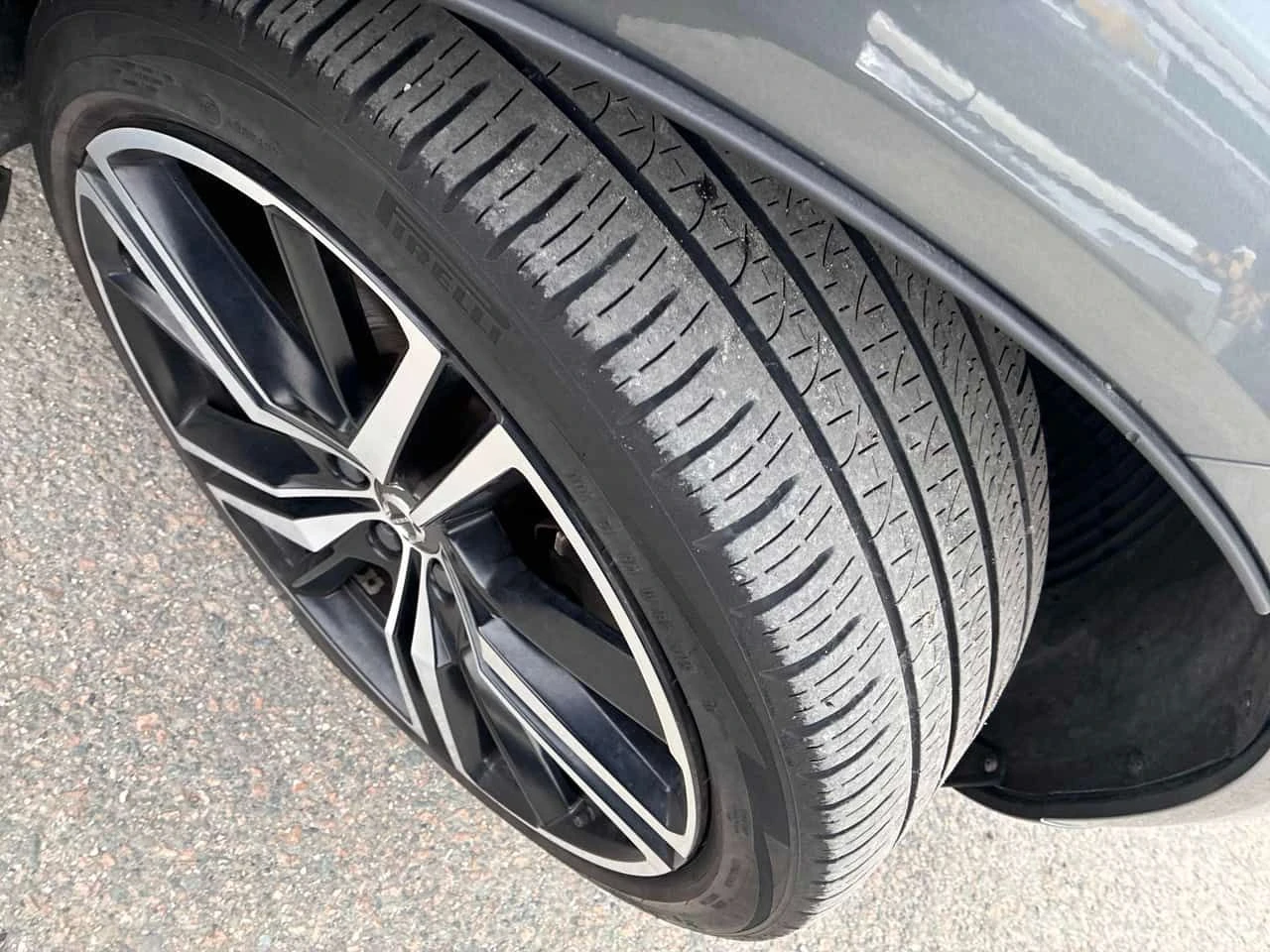 Volvo XC60 * R Design * CARFAX * БЕЗ ПЪРВОНАЧАЛНА ВНОСКА, снимка 7 - Автомобили и джипове - 55000171