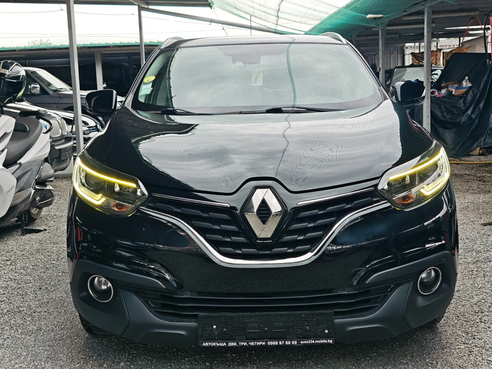 Renault Kadjar AUTOMATIC LED ENERGY BUSINESS EDITION , снимка 2 - Автомобили и джипове - 55406545