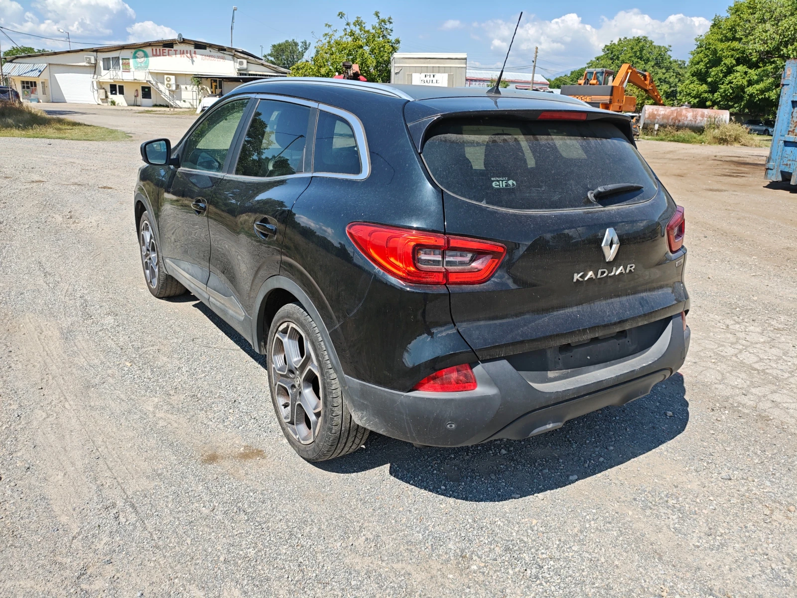 Renault Kadjar 1.5d i, снимка 8 - Автомобили и джипове - 55467021